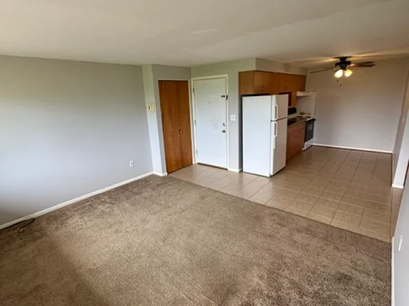 1515 S Riverside Ave #5, Saint Clair, MI 48079