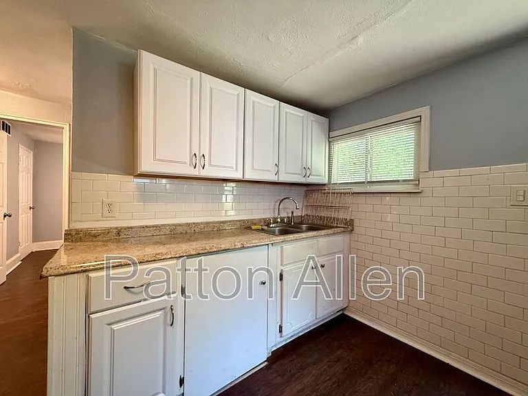10 Miller Rd E #A — Photo 7