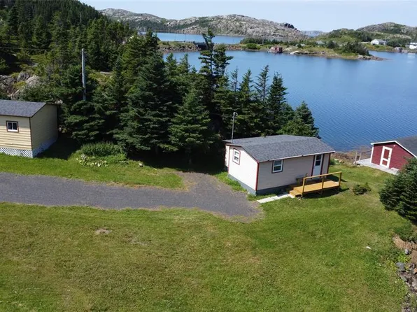 21 Main Street, Herring Neck, NL A0G2R0