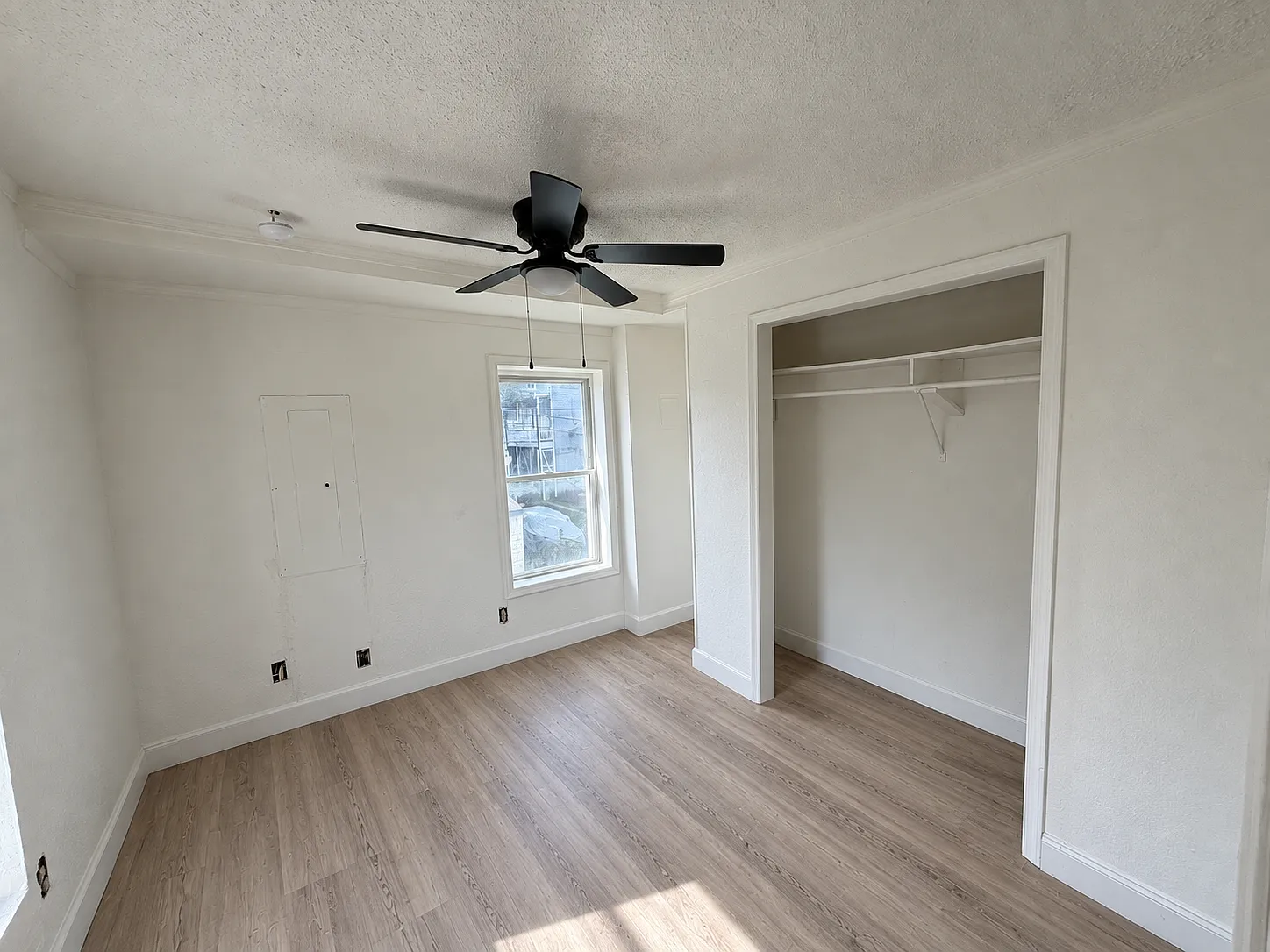 3 bed, 1600 sqft, $1,750 — Photo 4