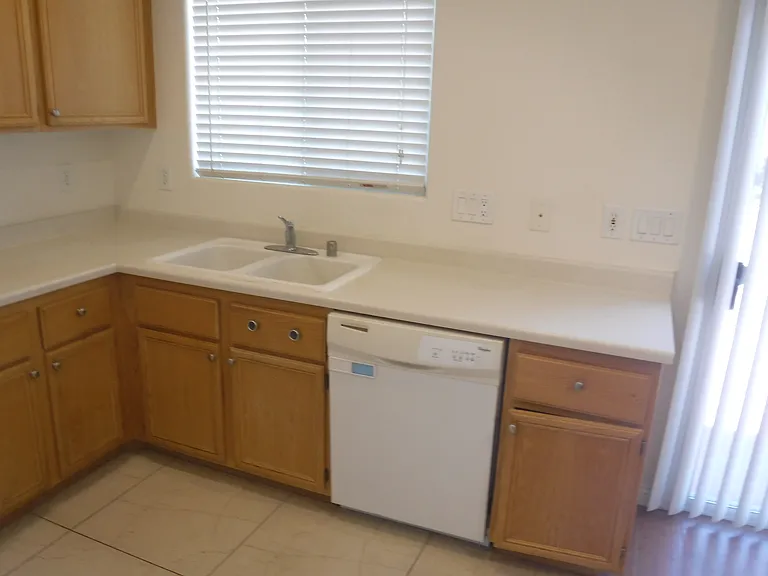 10680 Foggy Glen Ave — Photo 5