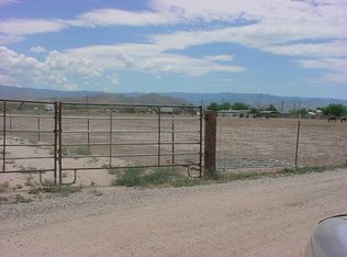 31 S Bookout Rd, Tularosa, NM 88352