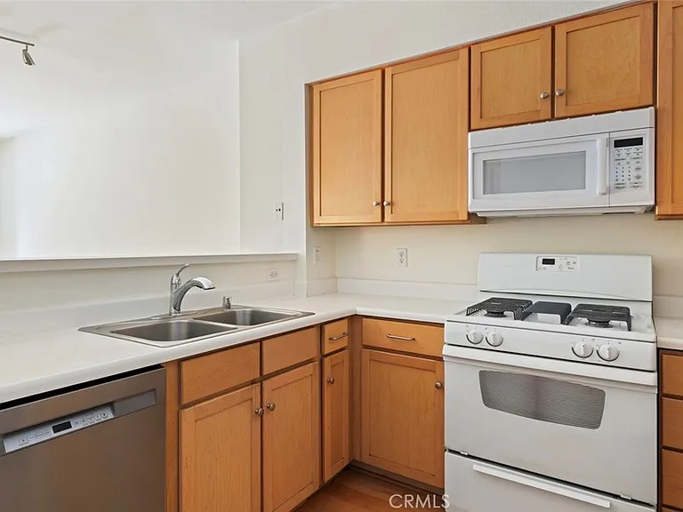 6400 Crescent Park E #111 — Photo 5