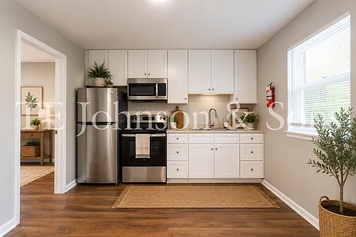 651 Summit St Photo 1