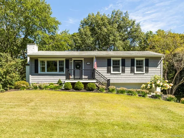 26 Frenchmans Lane, Pawling, NY 12564