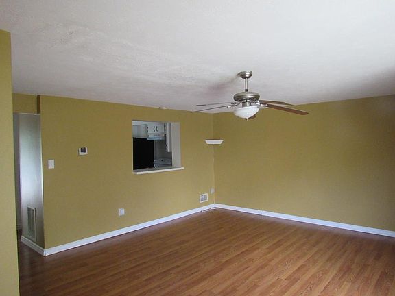 4th image of 8410 Brigadoon Ct