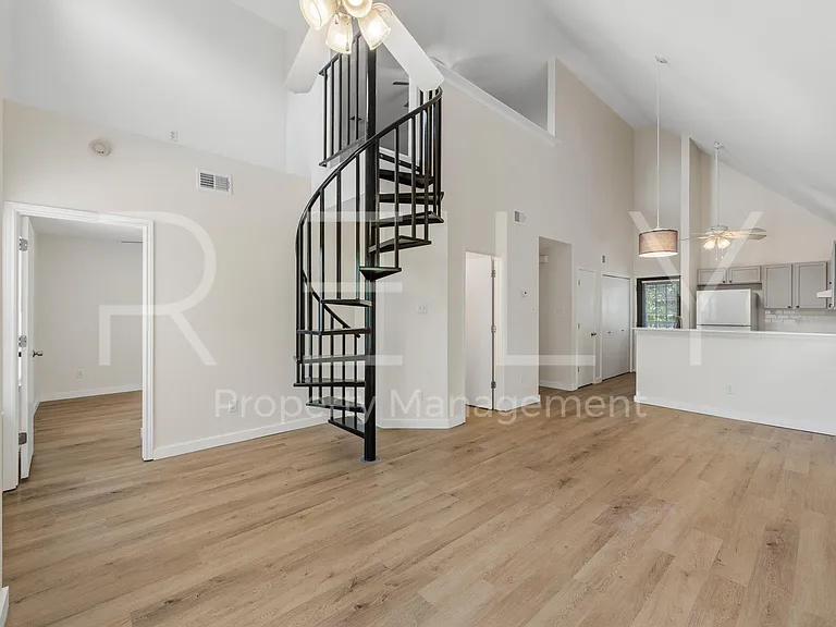 2908 Whisper Oaks Ln #D — Photo 16