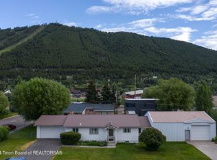 420 W Kelly Ave, Jackson, WY 83001