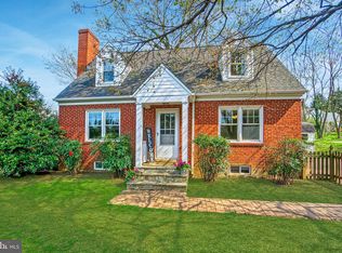 140 W Shirley Ave, Warrenton, VA 20186