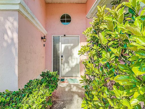 4th image of 191 Hidden Springs Cir