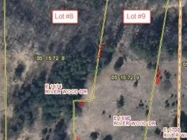 E1674 River Wood Dr, Waupaca, WI 54981