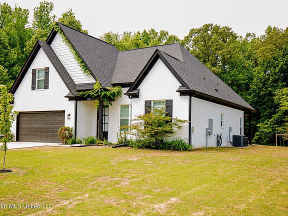 2nd image of 240 Crimsonwood Dr