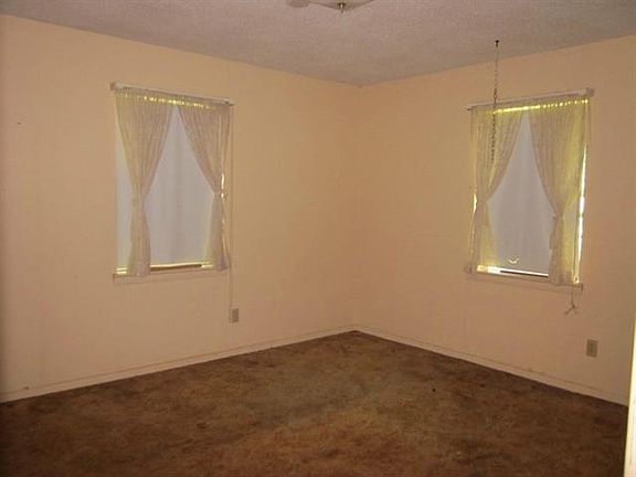 5th image of 1629 County Road 1079