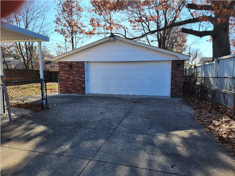 4306 Shady Villa Dr — Photo 6