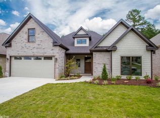 21 Waterside Dr, Little Rock, AR 72223