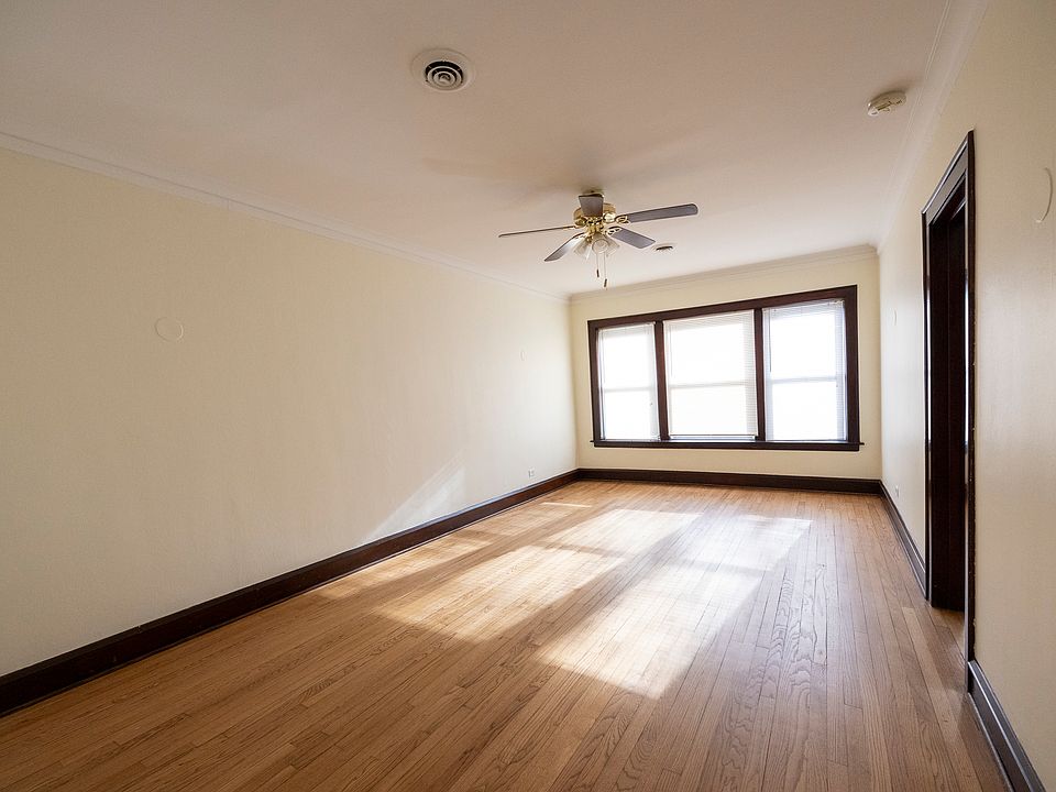 1st image of 4714 Oakton St #2