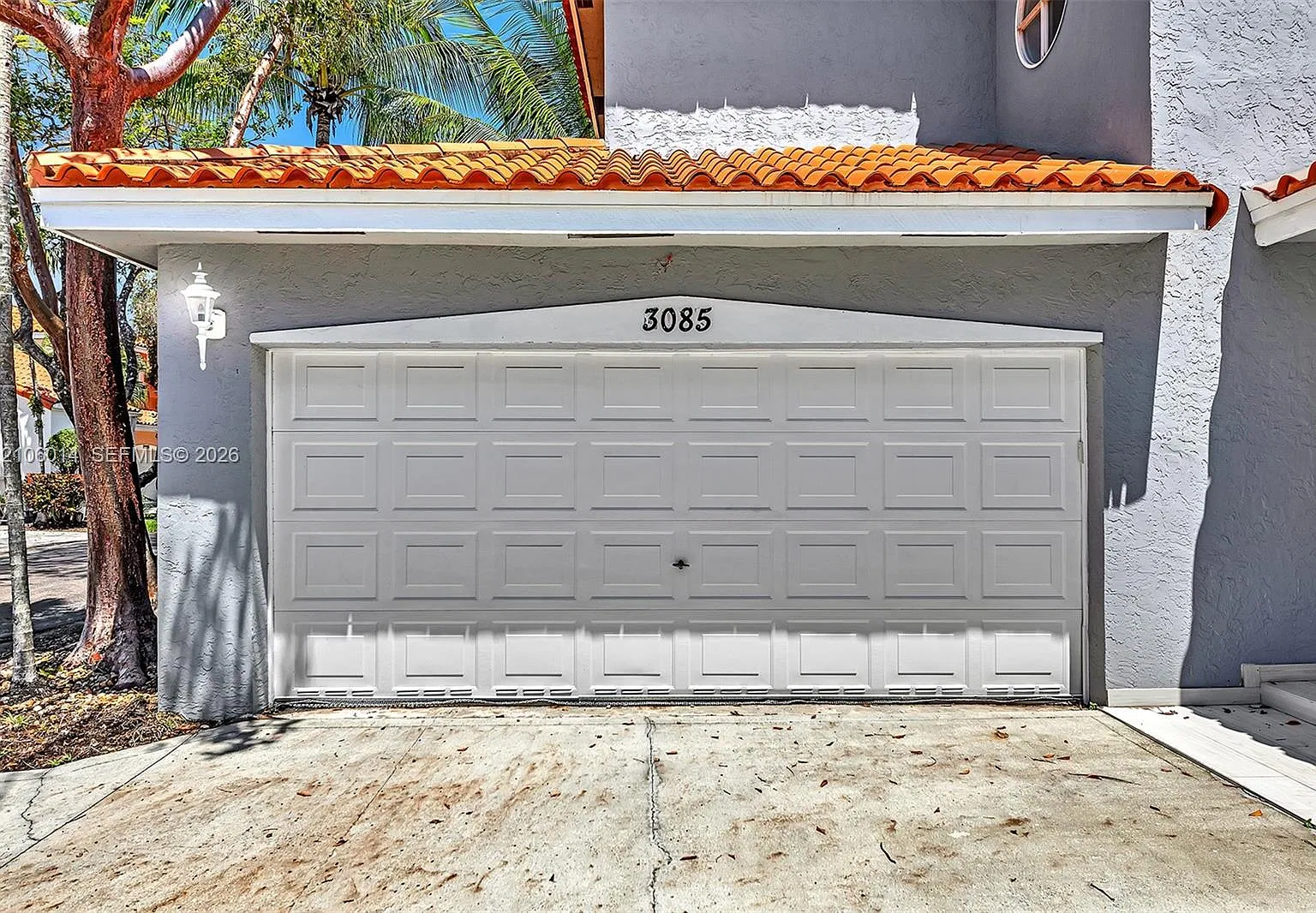 Emerald Pointe — Photo 4