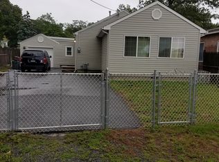 302 Lakeside Dr N, Forked River, NJ