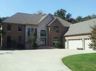 417 Starr Line Dr, Tallmadge, OH