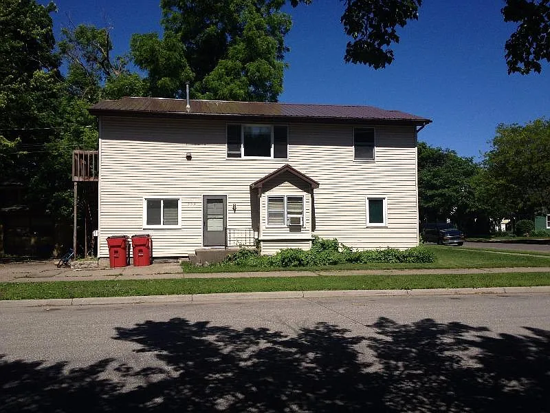 353 W Sanborn St — Photo 1