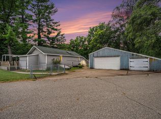 1880 Lincoln Rd #M-40, Allegan, MI 49010