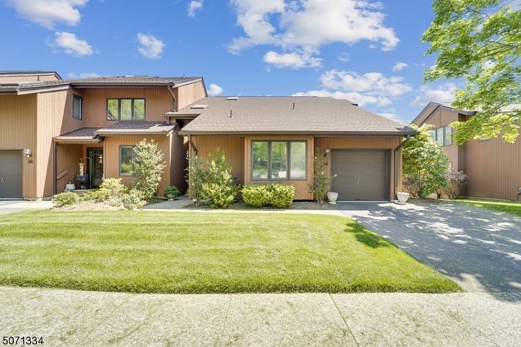 1st image of 56 Sullivan Dr