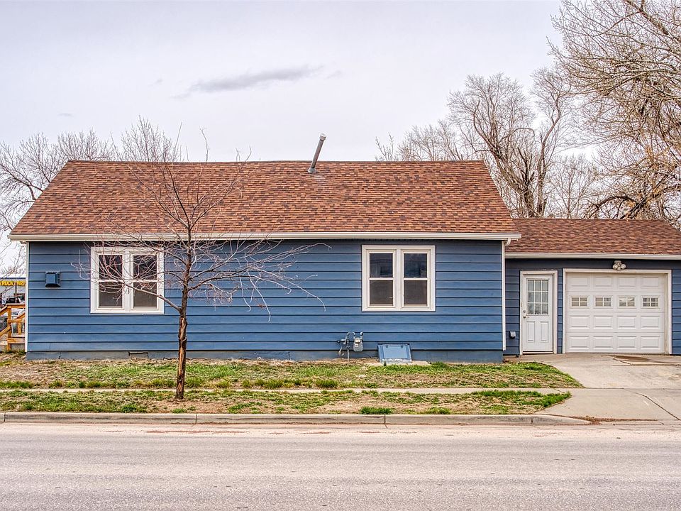 211 Carey Ave, Gillette, WY 82716 Zillow