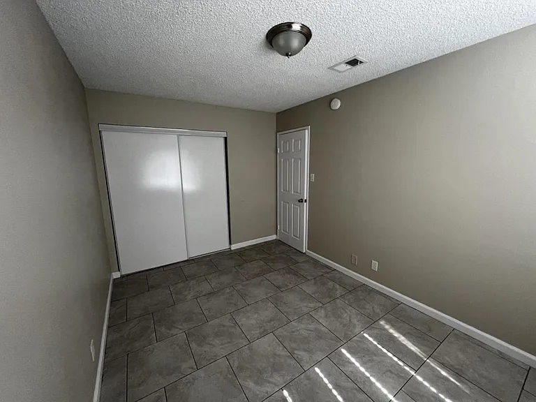 6941 Appleton Dr — Photo 20