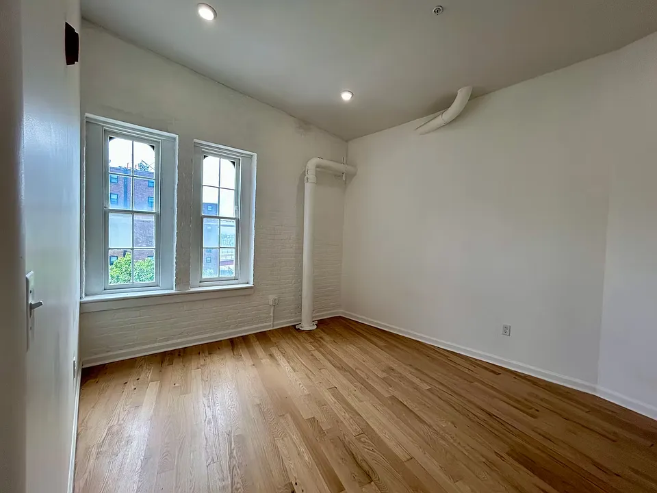 155 River St #5C