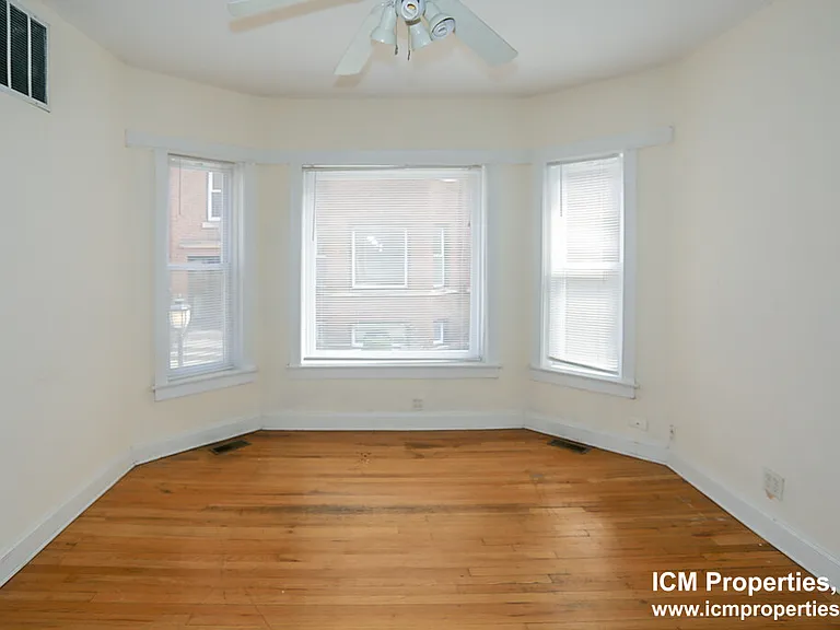 839 W Cornelia Ave #1 — Photo 6