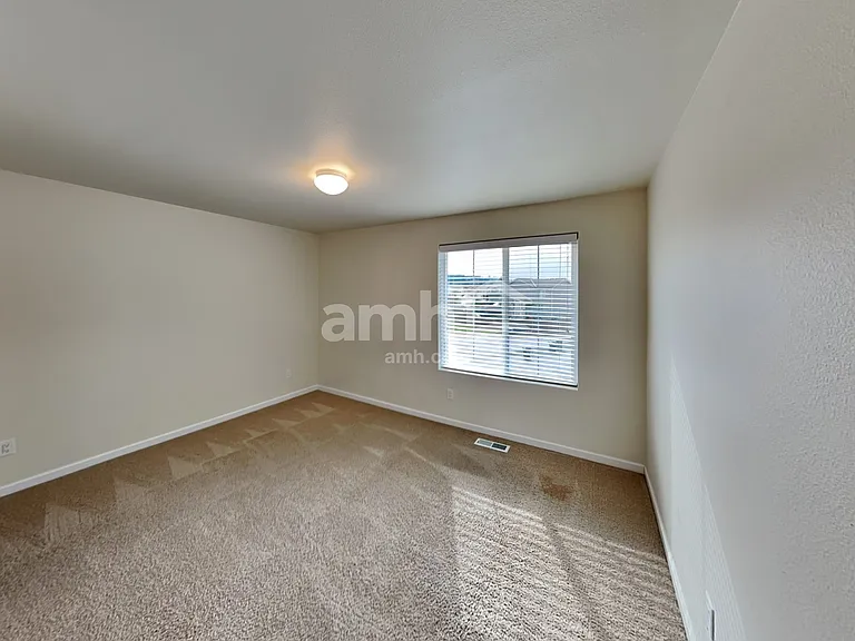 414 Gorge Ct — Photo 19