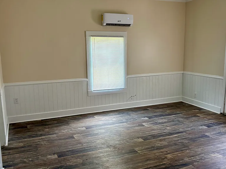 108 Market St — Photo 6