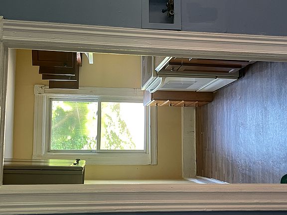 3rd image of 16 Montauk Ave #2
