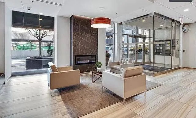 1 bed, 850 sqft, $2,300 — Photo 2