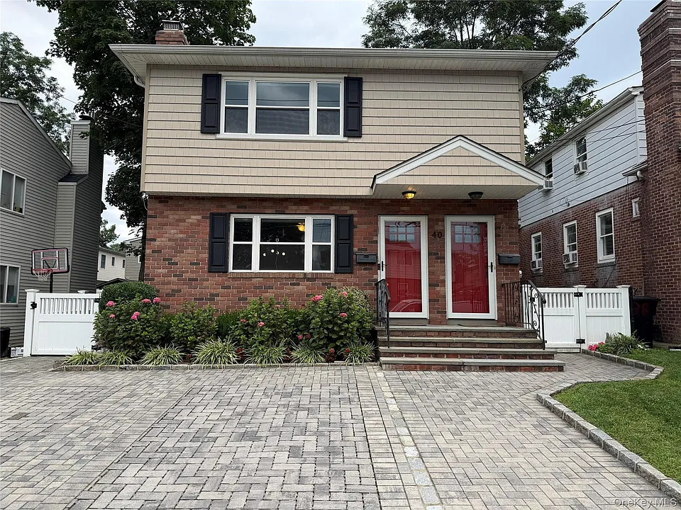 40 Edgewood Rd #1