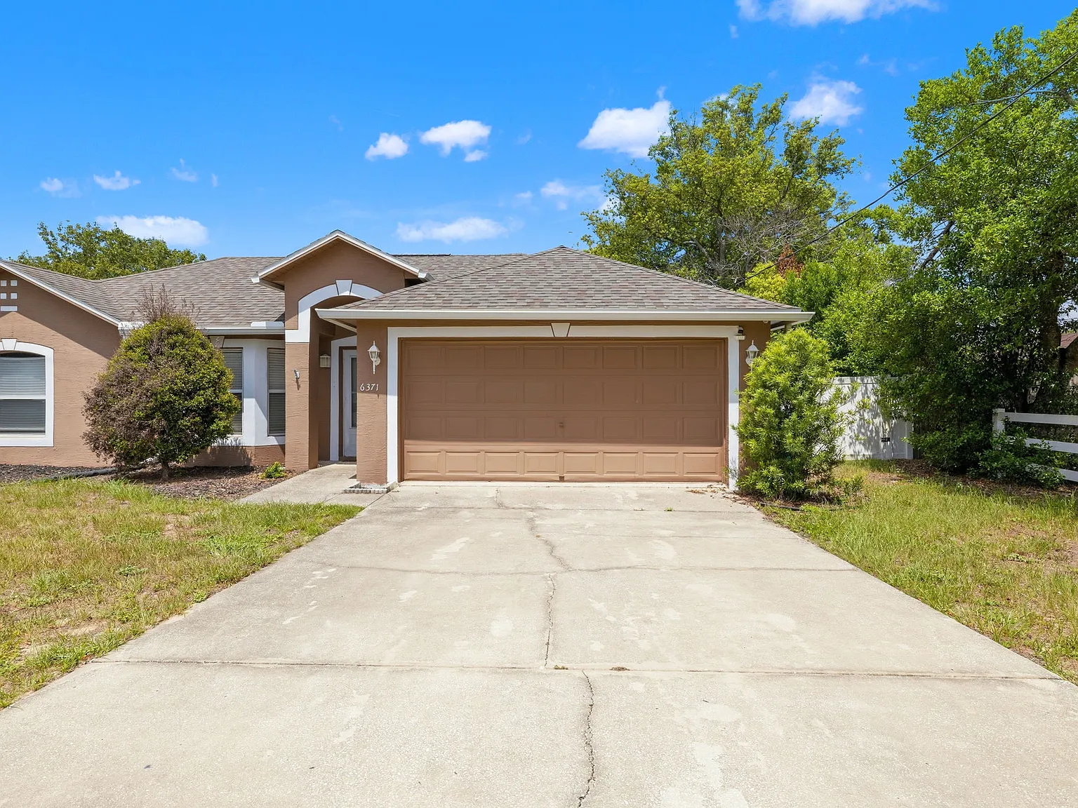 4 bed, 1728 sqft, $2,300 — Photo 3