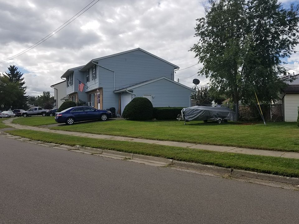 2nd image of 591 W Wendell St