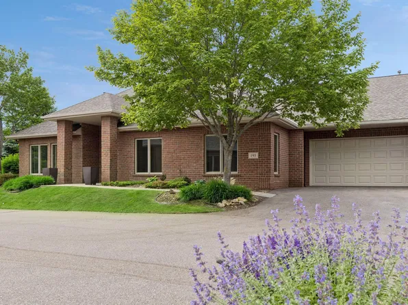 195 W Canyon Dr, Hudson, WI 54016