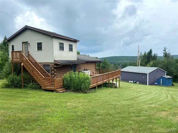 3173 County Road 2, Almond, NY 14804