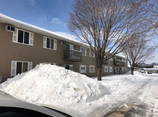 1101 Redwood St APT 15, Onalaska, WI 54650