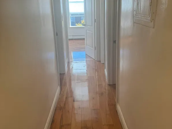 489 Monroe Street image 12 of 12