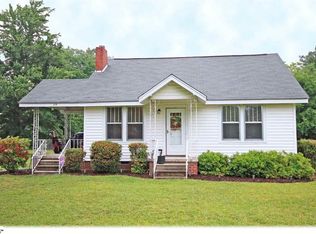 114 Hillcrest Dr, Greer, SC 29651