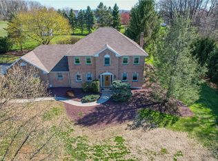 446 Schoeneck Ave, Nazareth, PA 18064