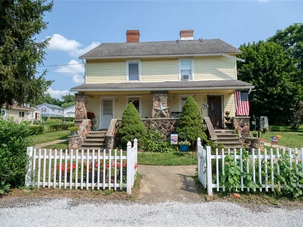 129 Ricci St, Southwest, PA 15685