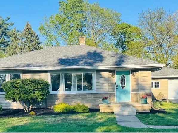 10690 N Brown St, Syracuse, IN 46567