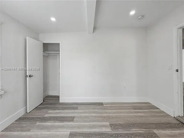 228 NW 39th St #228 — Photo 10