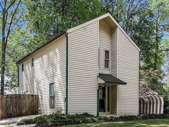 4th image of 4110 Oak Stone Dr
