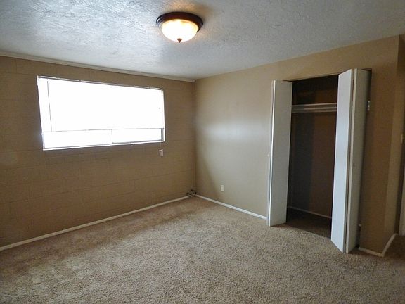 4th image of 805 S Cheyenne St #1525