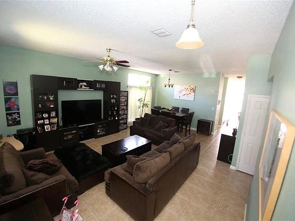 2nd image of 418 Essex Dr