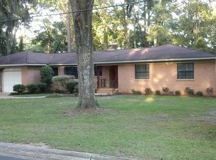 2956 Noland St, Marianna, FL 32446